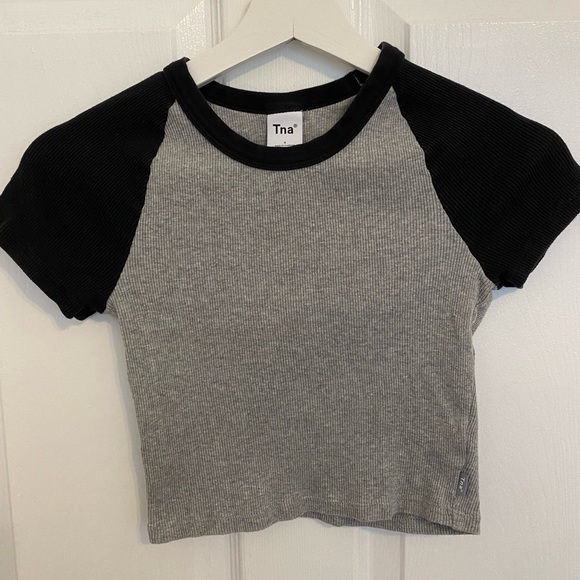Aritzia baseball t-shirt - Picture 1 of 4